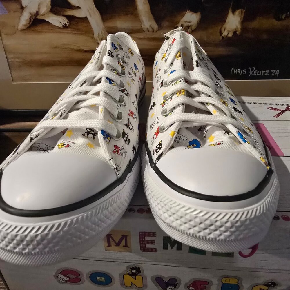 Converse x Hello Kitty Sanrio Chuck Taylor All-Star A17700C Shoes Mens Sz 10 US - Picture 6 of 16